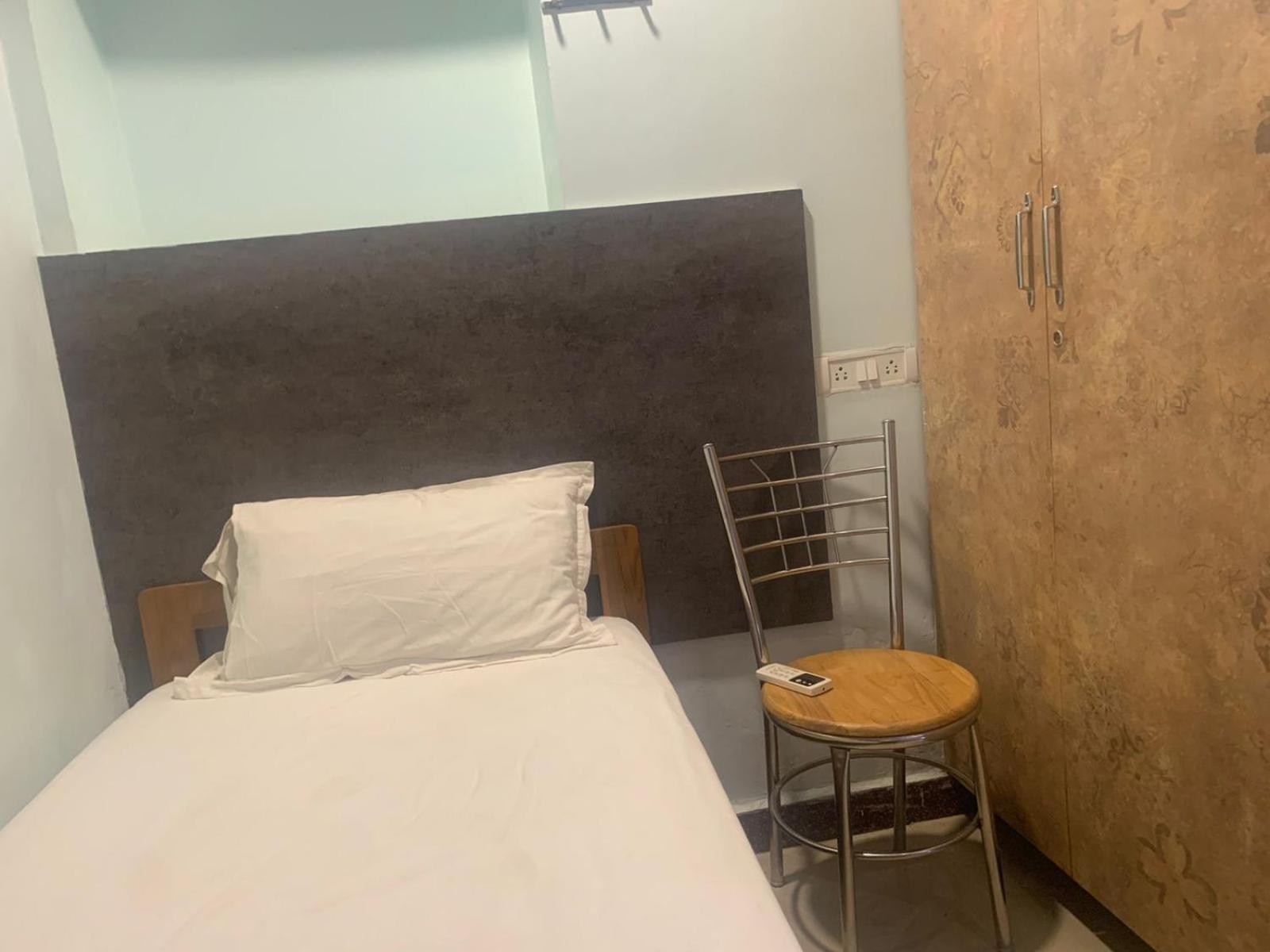 Hotel Sikara, 库姆巴科纳姆 外观 照片