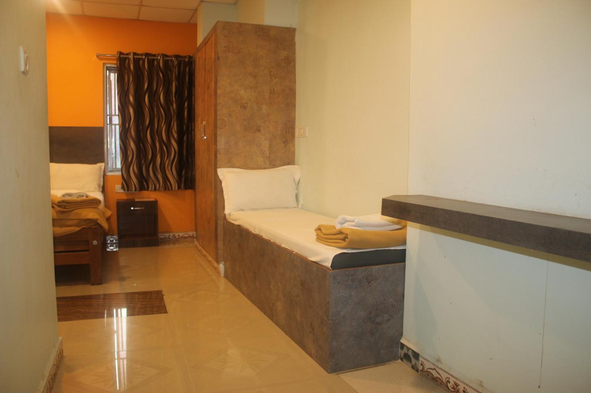 Hotel Sikara, 库姆巴科纳姆 外观 照片