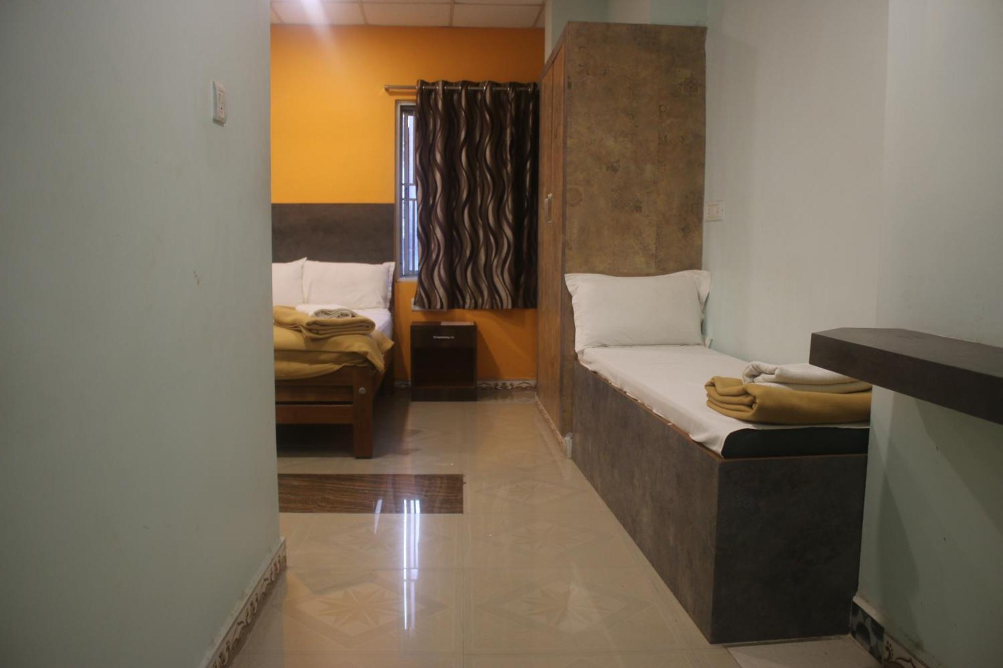 Hotel Sikara, 库姆巴科纳姆 外观 照片